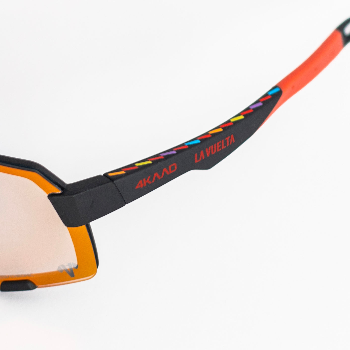 AXENDO La Vuelta black, Photochromatic - 4KAAD