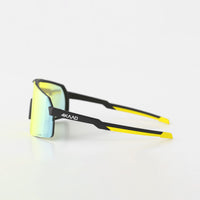 BEAT RACE, Gold sports glasses photochromic lenses - 4KAAD